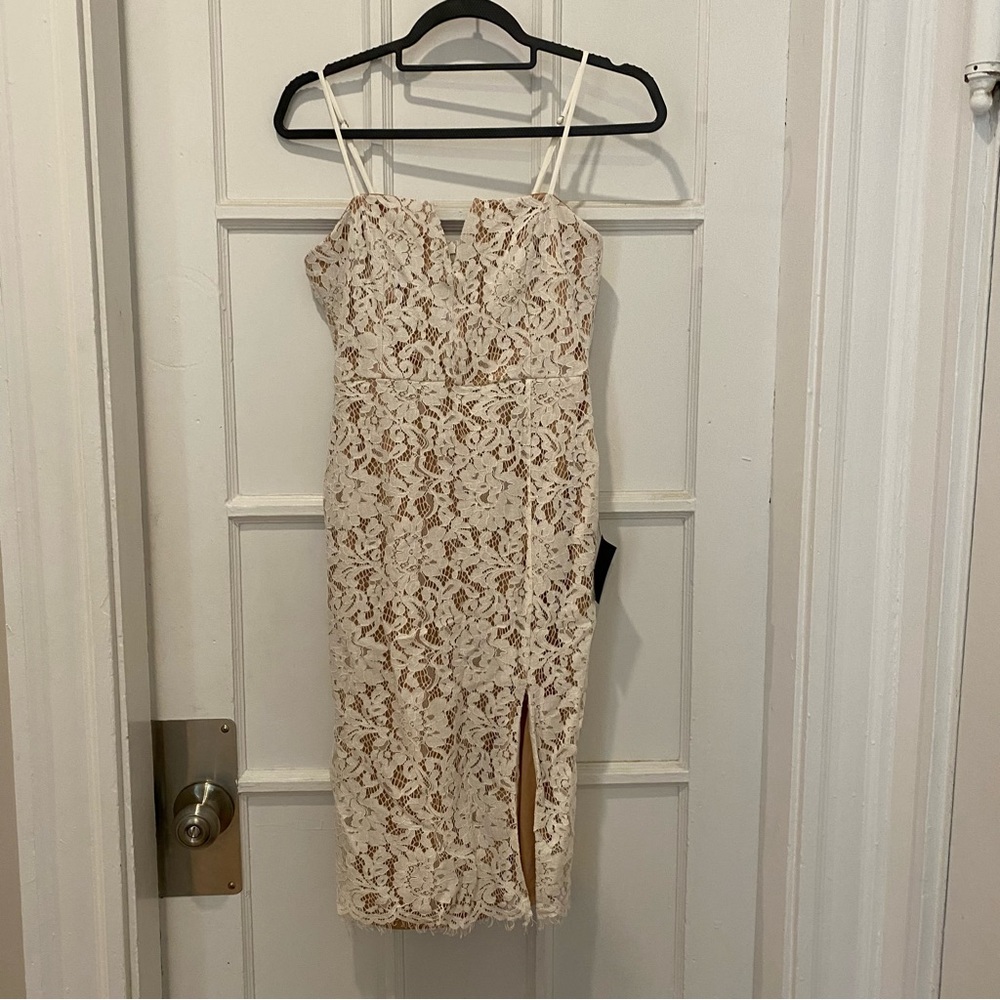NWT Lulus Allure White Crochet Lace Bodycon Midi Dress - Picture 4 of 6